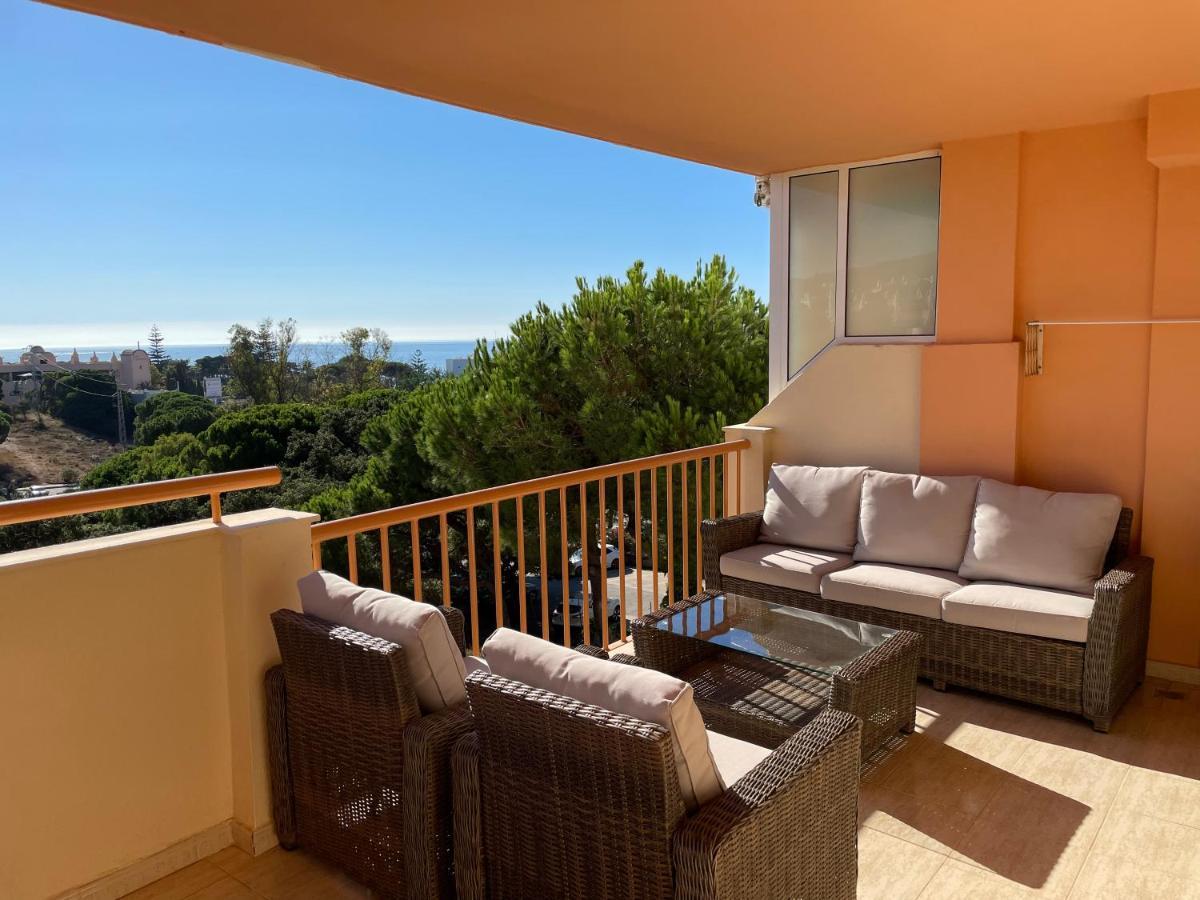 Beautiful Holiday Apartment 2 Bedroom Beach And Pool Malaga Marbella Calahonda Royale Mijas Costa Spain Esterno foto