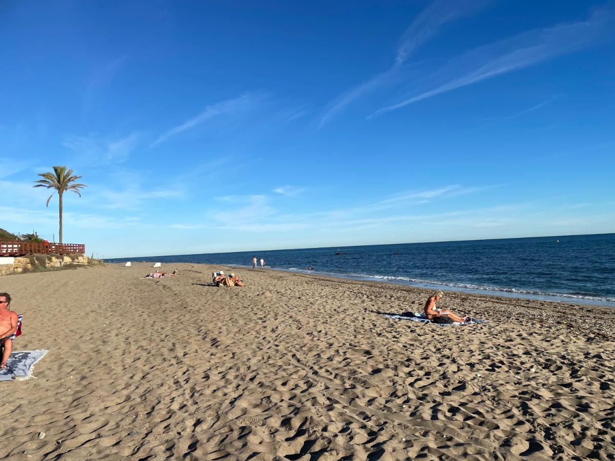 Beautiful Holiday Apartment 2 Bedroom Beach And Pool Malaga Marbella Calahonda Royale Mijas Costa Spain Esterno foto