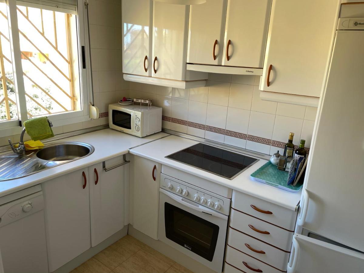 Beautiful Holiday Apartment 2 Bedroom Beach And Pool Malaga Marbella Calahonda Royale Mijas Costa Spain Esterno foto